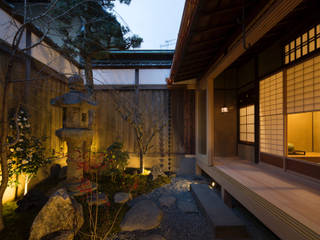 現代に息づく京都の町家, 一級建築士事務所 (有)ＢＯＦアーキテクツ 一級建築士事務所 (有)ＢＯＦアーキテクツ Azjatycki ogród