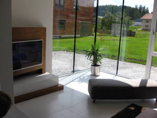 Innenansicht Wohnraum Einfamilenhaus S. up2 Architekten Modern Living Room