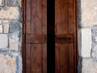 Cascina Alta Valtellina, Semplicemente Legno Semplicemente Legno Rustic style windows & doors Wood Wood effect