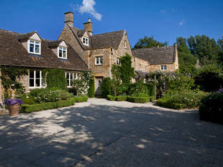 A country garden in the Cotswolds, Bowles & Wyer Bowles & Wyer Сад в стиле кантри