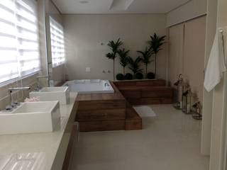 Casa de Praia - Guarujá, Bunkerlab arquitetura, design, ...+ Bunkerlab arquitetura, design, ...+ モダンスタイルの お風呂