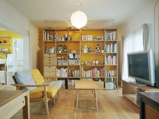 The house which grows up with kids, AIDAHO Inc. AIDAHO Inc. Living room Wood Yellow