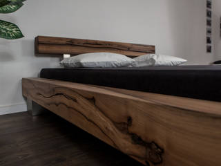 Balkenbett borja, farao design farao design Rustic style bedroom Solid Wood Multicolored