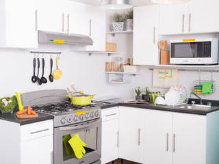 COCINA BLANCA - SEP 2015, Idea Interior Idea Interior Modern kitchen White