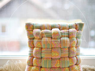 AZTEC pillow, AFABLA AFABLA غرفة المعيشة