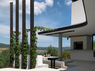 Fishing Lodge, Bulgaria, Simon Gill Architects Simon Gill Architects Rustic style balcony, veranda & terrace