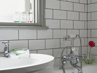 An Eclectic Edwardian Home, Heart Home magazine Heart Home magazine Bagno in stile classico