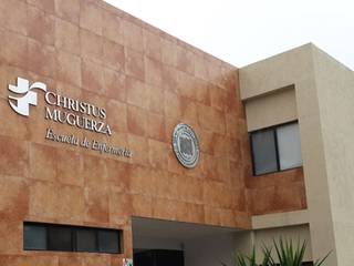 Escuela de enfermería del Hospital Christus Muguerza, Nacional de Bancas Nacional de Bancas Modern style gardens