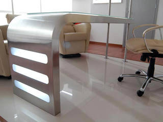 Escritorio en acero inoxidable, CUBO 3 CUBO 3 Commercial spaces Iron/Steel