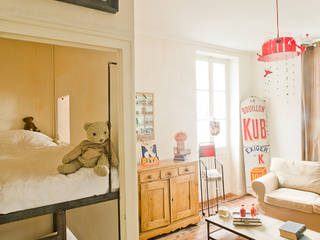 Cabanes , Frédéric TABARY Frédéric TABARY Eclectic style nursery/kids room Wood Multicolored