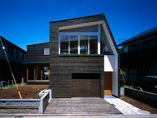 向原の家, 向山建築設計事務所 向山建築設計事務所 Modern houses Wood Black