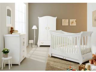 'Tulip' Classic luxury Antique Ivory baby cot by Pali homify Детская комната в стиле модерн Дерево Эффект древесины Кровати