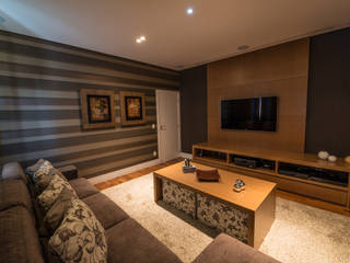 Casa Swiss, Juliana Stefanelli Arquitetura e Design Juliana Stefanelli Arquitetura e Design Modern style media rooms