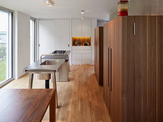 Modernes Einfamilienhaus mit puristischer Note, Marcus Hofbauer Architekt Marcus Hofbauer Architekt Modern style kitchen