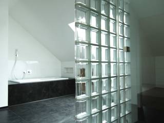 duschwand mit glastür, tritschler glasundform tritschler glasundform Minimalist bathroom Glass Transparent