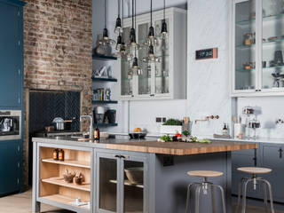 W9 | Eclectic Industrialism Davonport Industrial style kitchen Wood Grey