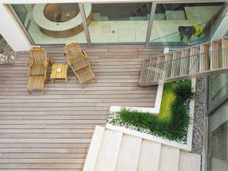 A private garden in West Hampstead, London, Bowles & Wyer Bowles & Wyer Balcone, Veranda & Terrazza in stile eclettico