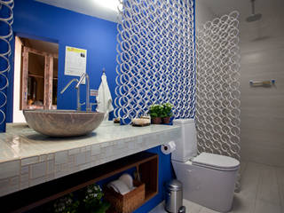 BANHO DA SUÍTE DO HOTEL BOUTIQUE - Morar Mais por Menos BH 2012, Anna de Matos - Designer de Ambientes e Paisagismo Anna de Matos - Designer de Ambientes e Paisagismo Modern bathroom