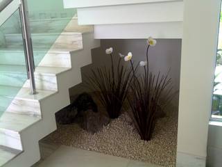 homify Modern style gardens