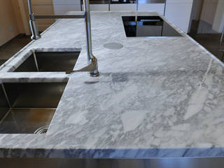 Top isola in Marmo Bardiglio Anticato, Arte Pietra Arte Pietra Modern kitchen Marble