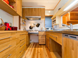 南鹿島のいえ, shu建築設計事務所 shu建築設計事務所 Nhà bếp phong cách hiện đại Gỗ Wood effect