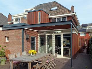 Moderne uitbouw aan een jaren dertig woning, Archimees Archimees