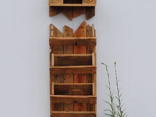 Flur Ideen aus Paletten Holz, IrekHolzArt IrekHolzArt Storage room Wood Wood effect