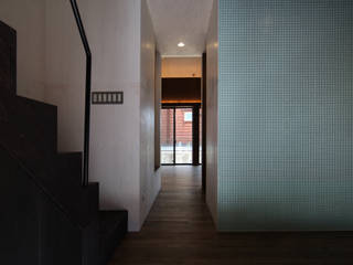 東谷の家, 加門建築設計室 加門建築設計室 Casas modernas