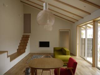 House in Fukuroi, 木名瀬佳世建築研究室 木名瀬佳世建築研究室 Modern living room Wood Wood effect