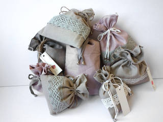 Woreczki, torebki, sakiewki. Pakowanie prezentów., Styl i Wnętrze Styl i Wnętrze Casas de banho clássicas