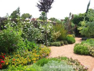 Jardín Sostenible, abpaisajismo abpaisajismo Jardines de estilo rural