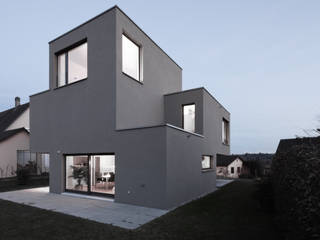 Wohnhaus Lohn-Ammannsegg, phalt Architekten AG phalt Architekten AG Moderne Häuser