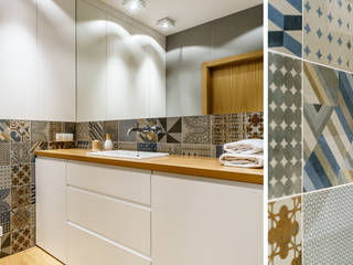 homify Industriale Badezimmer