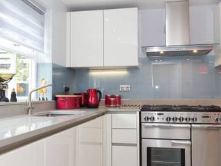 Contemporary Kitchen in Huddersfield at Bradley, Twenty 5 Design Twenty 5 Design Cucina moderna