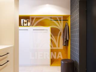 yellow accents, LIERNA LIERNA Minimalist corridor, hallway & stairs