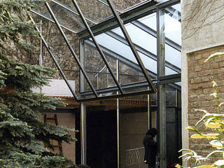 glashaus - wintergarten, allmermacke allmermacke Industrial style conservatory Iron/Steel