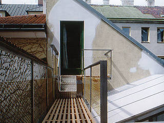 glashaus - wintergarten, allmermacke allmermacke Industrial style balcony, porch & terrace Wood Wood effect