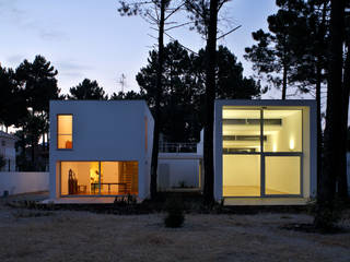 GA House, SAMF Arquitectos SAMF Arquitectos Дома в стиле модерн