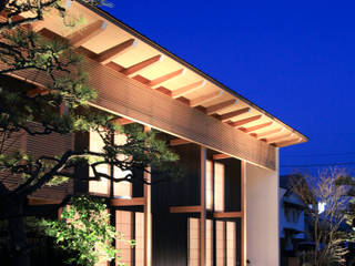 higashinagato house, 髙岡建築研究室 髙岡建築研究室 Case in stile asiatico