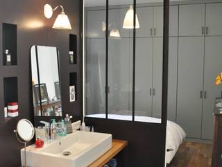 Rénovation complète pour moderniser votre appartement, FEDON VAN OORSCHOT FEDON VAN OORSCHOT Phòng tắm phong cách hiện đại