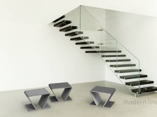 Stołek Focus, Modern Line Modern Line モダンスタイルの 玄関&廊下&階段