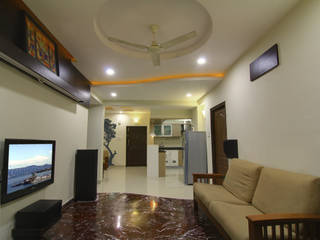 COMPACT YET OPEN AND CONTEMPORARY APARTMENT, KREATIVE HOUSE KREATIVE HOUSE Minimalist corridor, hallway & stairs Marble