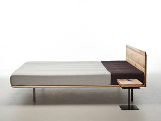 Łóżko MODO, mazzivo mazzivo Modern style bedroom Wood Wood effect