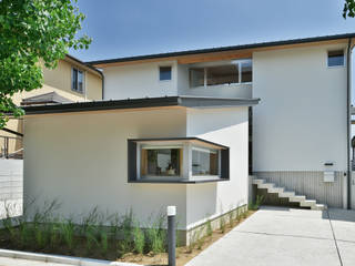 MJ2-house, 株式会社 森本建築事務所 株式会社 森本建築事務所 Scandinavian style houses Solid Wood Multicolored