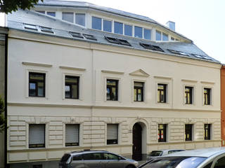 DG-Ausbau in Korneuburg bei Wien, Architekt Fürth Architekt Fürth Casas de estilo clásico