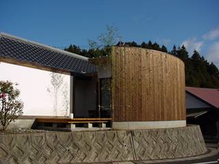 小さな家の増築, 松永鉄快建築事務所 松永鉄快建築事務所 Modern houses Solid Wood Wood effect
