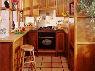 Sidmouth Devon Kitchen designed and made by Tim Wood, Tim Wood Limited Tim Wood Limited Classic style kitchen Wood