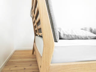 Kolekcja mebli 'Public project', Loft Kolasiński Loft Kolasiński Camera da letto in stile scandinavo Legno massello Effetto legno