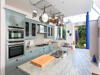 Mediterranean Style Rencraft Mediterranean style kitchen Wood Blue
