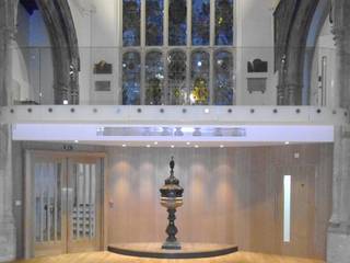 Glass balustrades, doors and screens in beautiful heritage church renovations, Ion Glass Ion Glass بلكونة أو شرفة زجاج